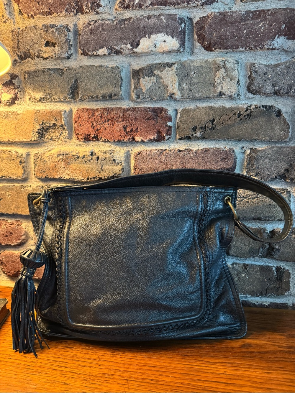 Fortuna Valentino Black Leather Shoulder Bag Hobo Tassel Gold Hardware
